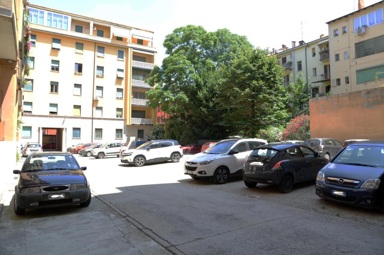 Gialu: Il Tuo Alloggio Dentro Le Mura Bologna Kültér fotó